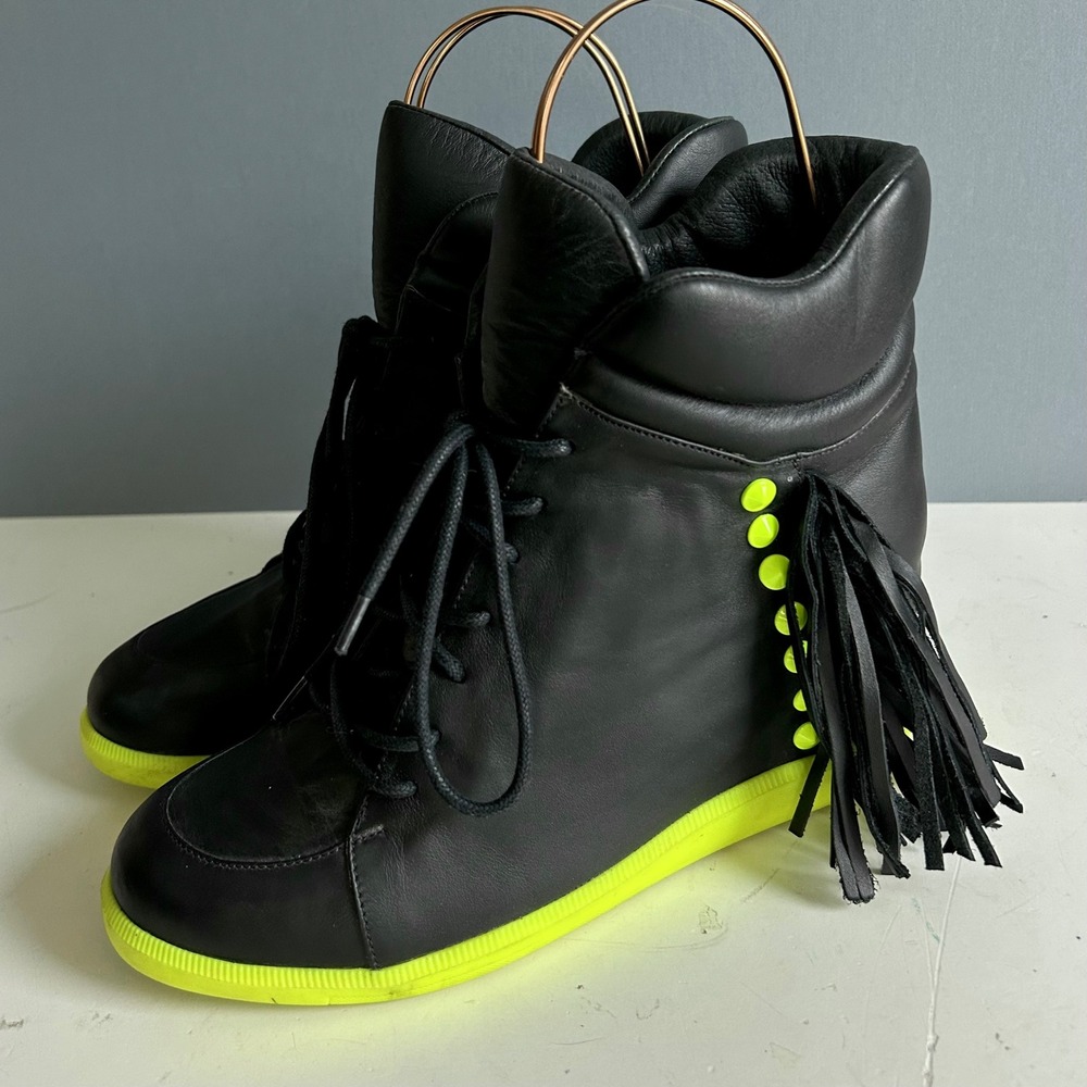 Modern Vice Black Leather Sneakers Women's Size 8 Wedge‎ Boots Fringe Neon Glam